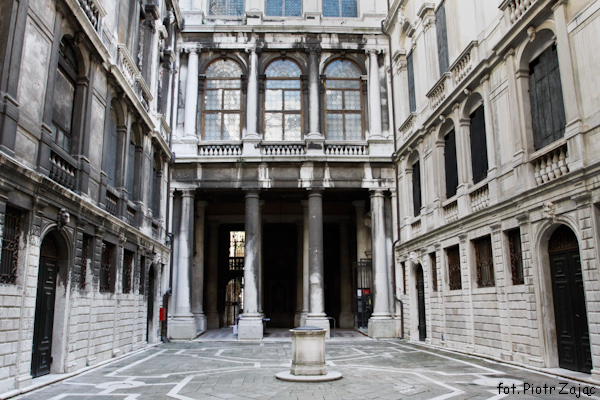 Conservatorio di musica Benedetto Marcello in Venice - filming location of " Moonraker "