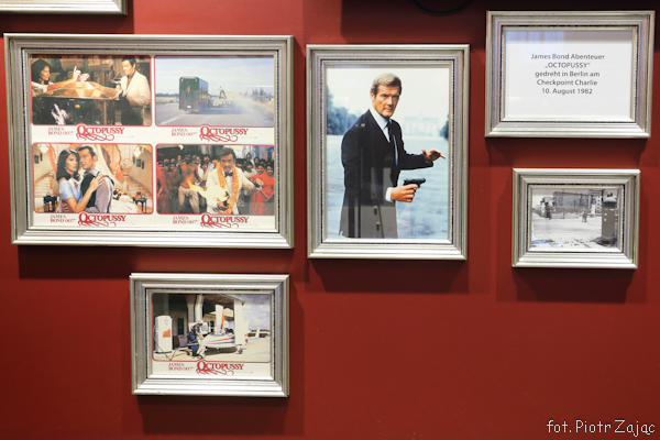 Photos from " Octopussy " in BACK-FACTORY CAFE in Berlin