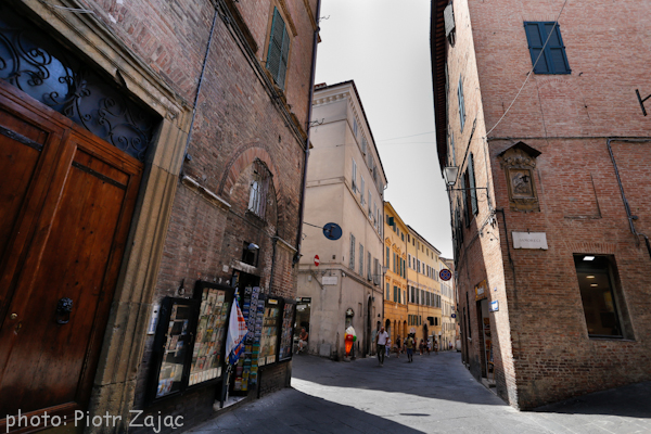 Via Pantaneto in Siena, Italy