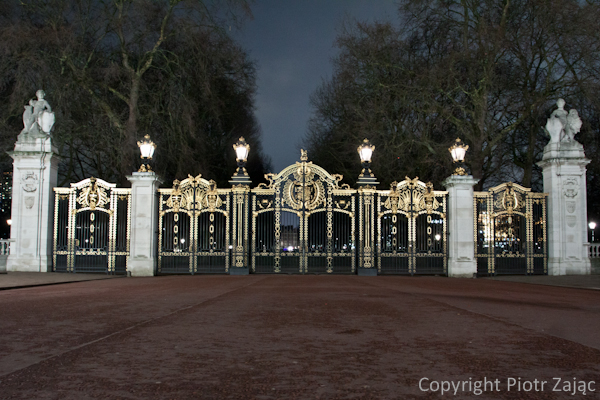 Canada Gate at Buckingham Palace, London