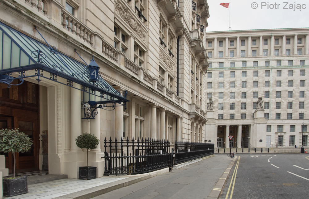 Whitehall Ct, London